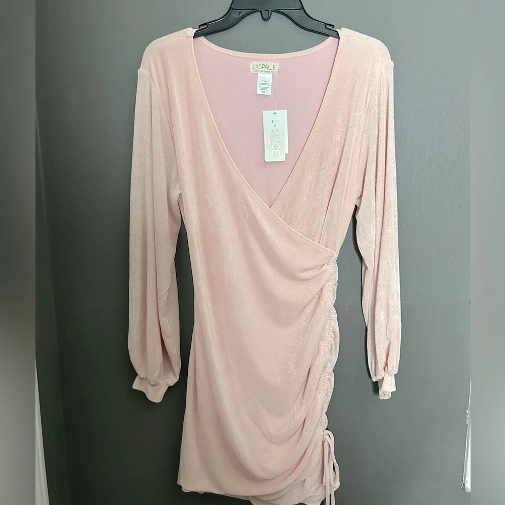 L*SPACE NWT LIGHT PINK LONG SLEEVES MINI DRESS SIDE RUCHING, STRETCH SZ: SMALL - Picture 2 of 9